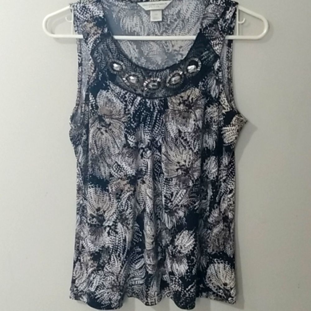 🤠Christopher & Banks Embellished Sleeveless Top Size Petite Small